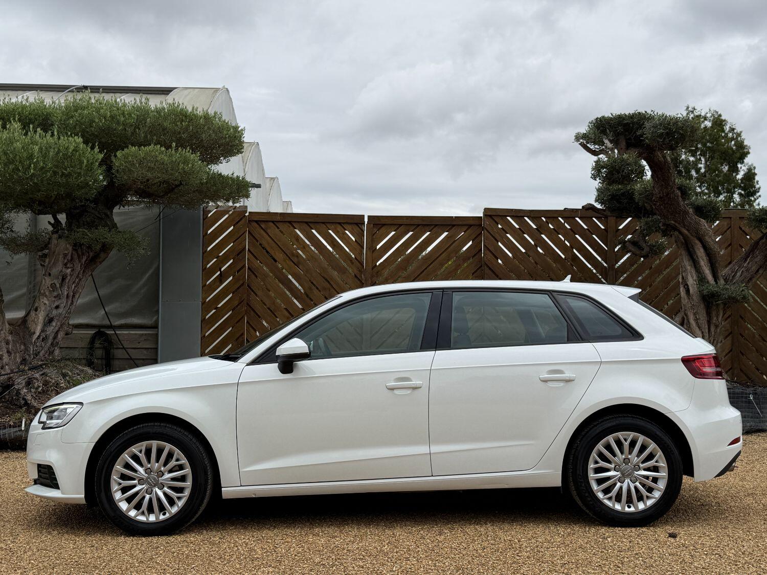 Used Audi A3 2018 for sale - 77176185: Photo 5