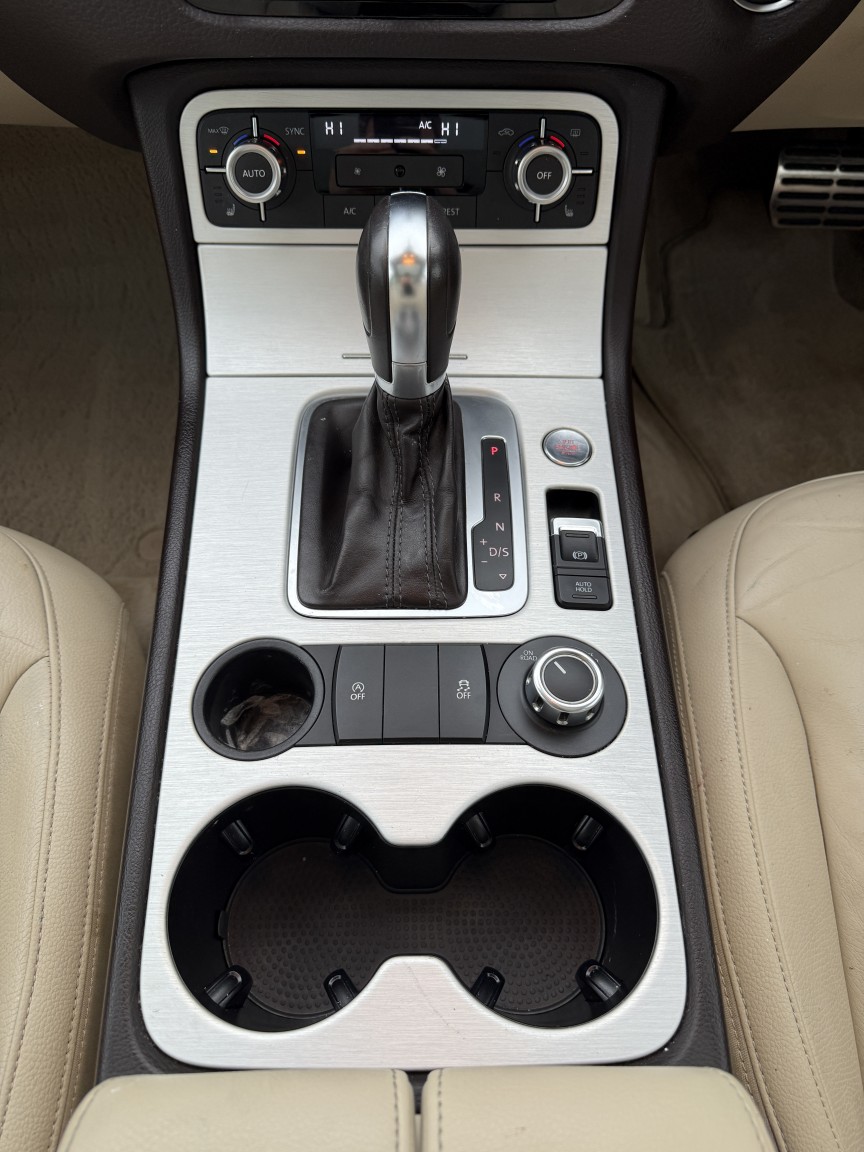 Used Volkswagen Touareg 2014 for sale - 77558485: Photo 20