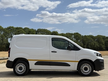 Used Peugeot Partner 2023 for sale - 79302215: Photo