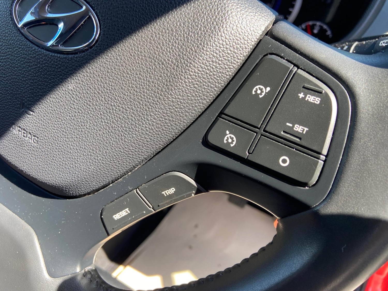 Used Hyundai i10 2019 for sale - 76522208: Photo 13