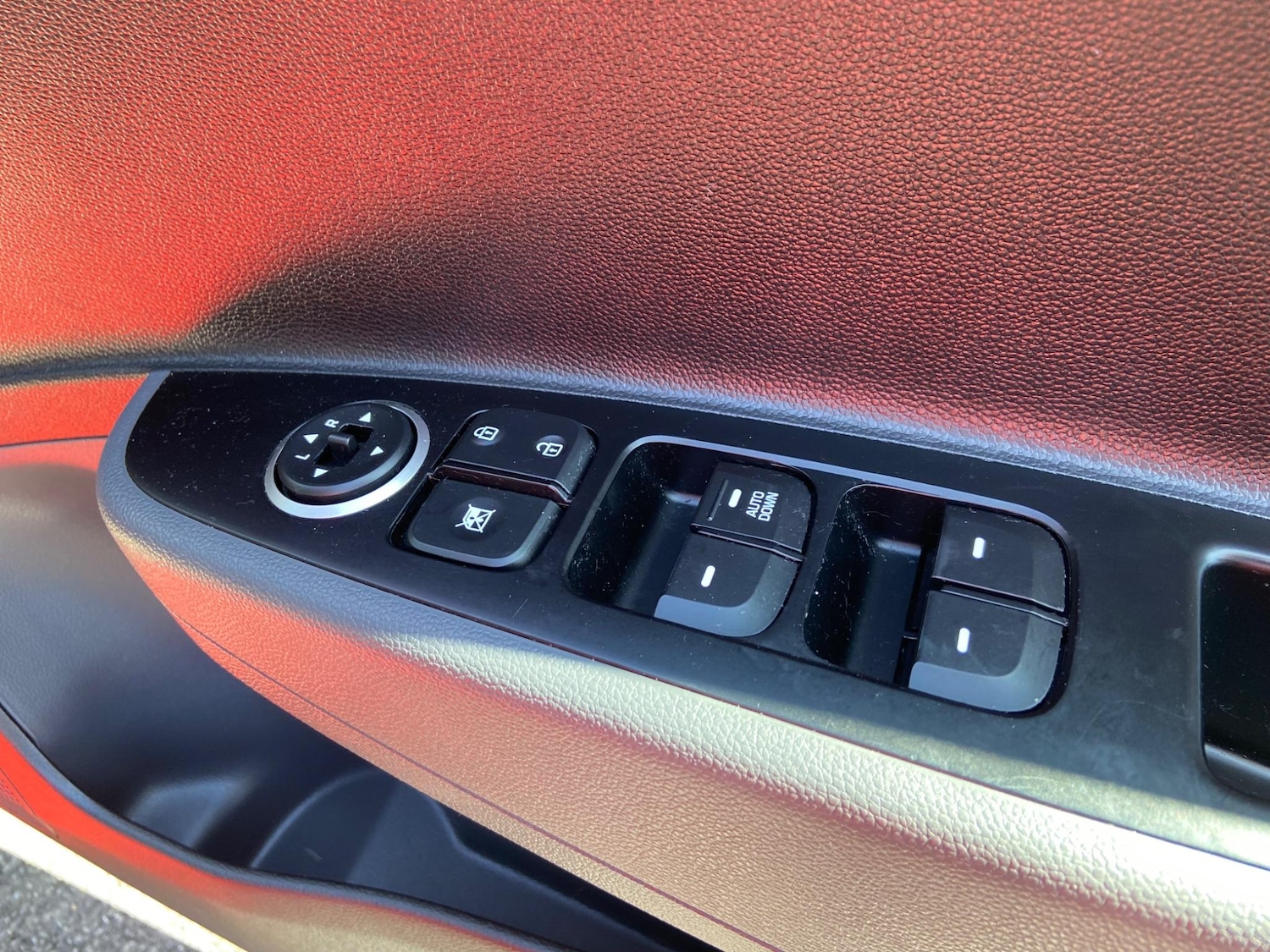 Used Hyundai i10 2019 for sale - 76522208: Photo 14