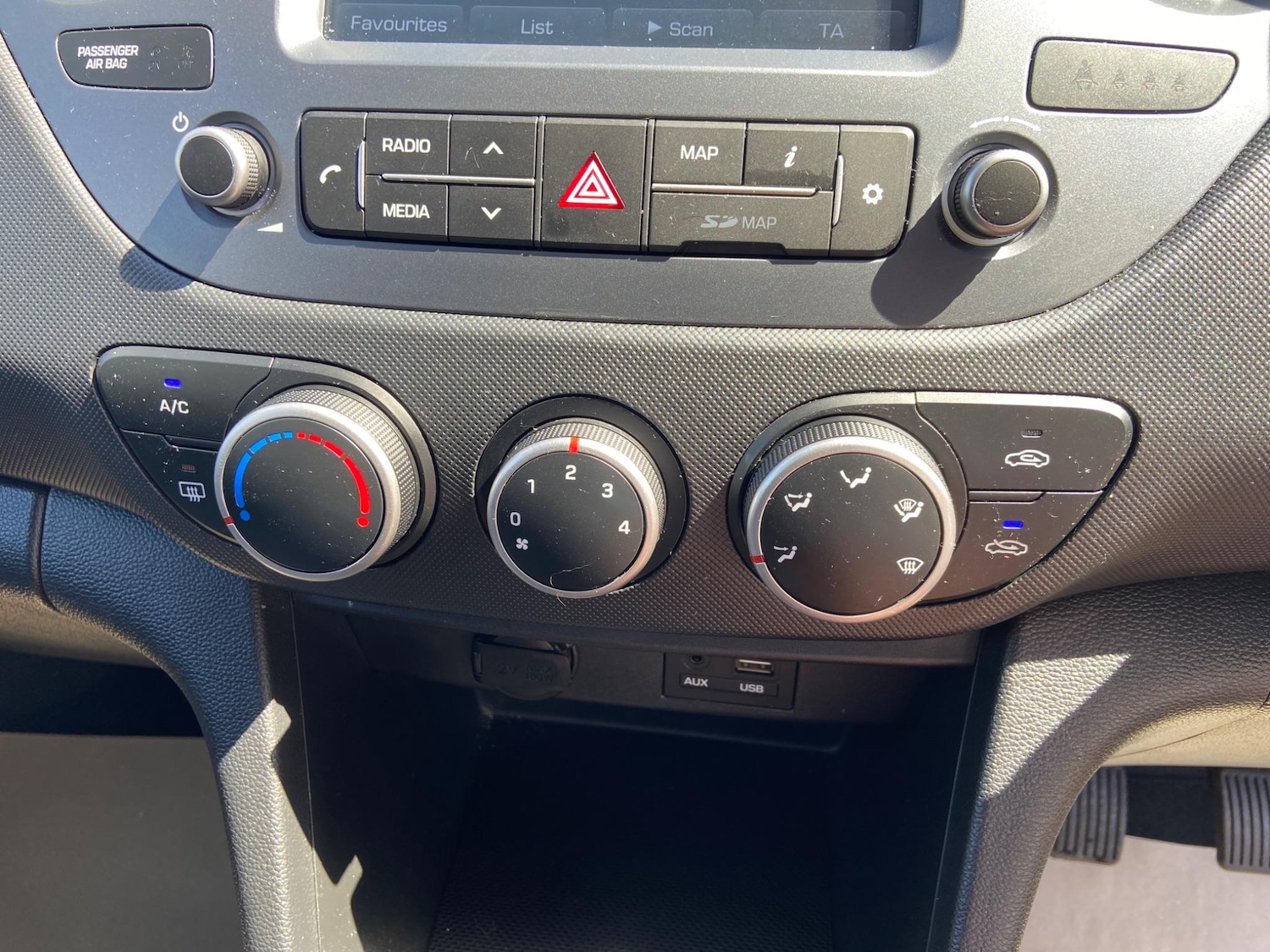 Used Hyundai i10 2019 for sale - 76522208: Photo 20