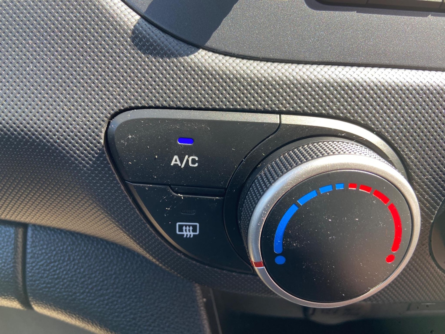 Used Hyundai i10 2019 for sale - 76522208: Photo 21