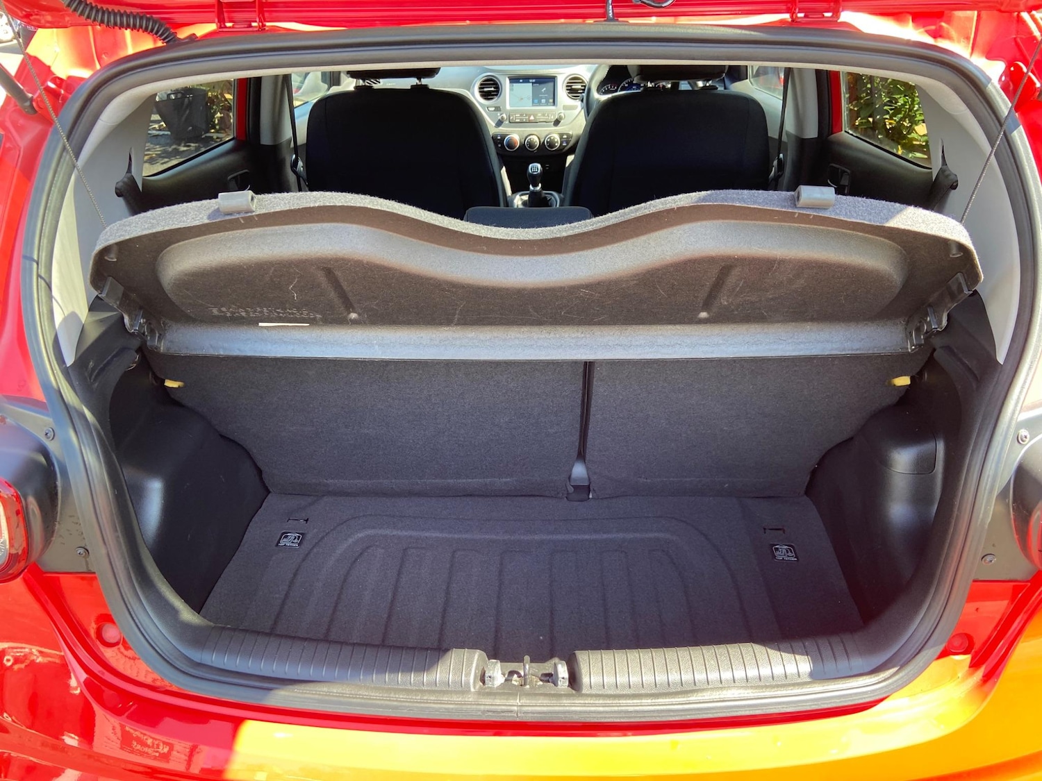 Used Hyundai i10 2019 for sale - 76522208: Photo 29