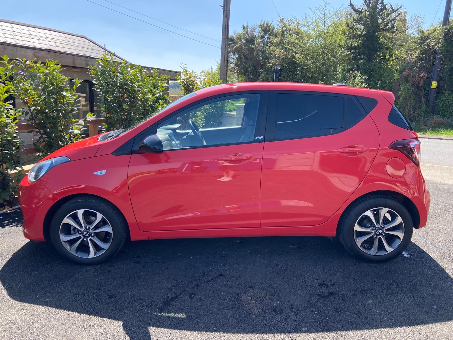 Used Hyundai i10 2019 for sale - 76522208: Photo 9