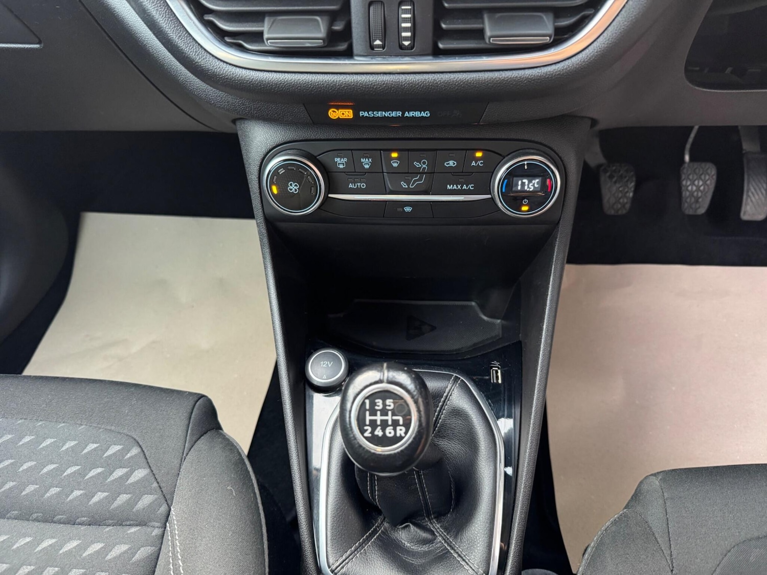 Used Ford Fiesta 2018 for sale - 76522519: Photo 26