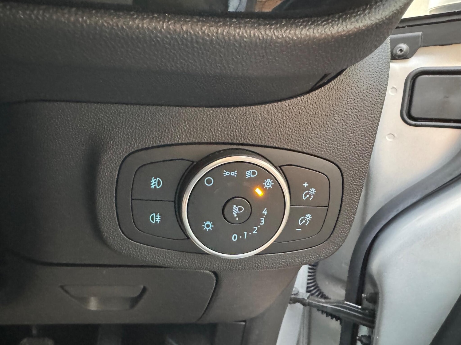 Used Ford Fiesta 2018 for sale - 76522519: Photo 27