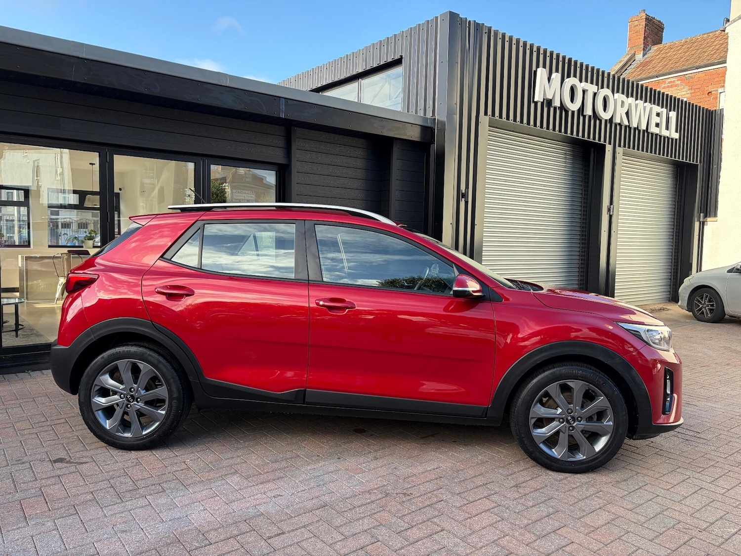 Used Kia Stonic 2018 for sale - 76377479: Photo 5