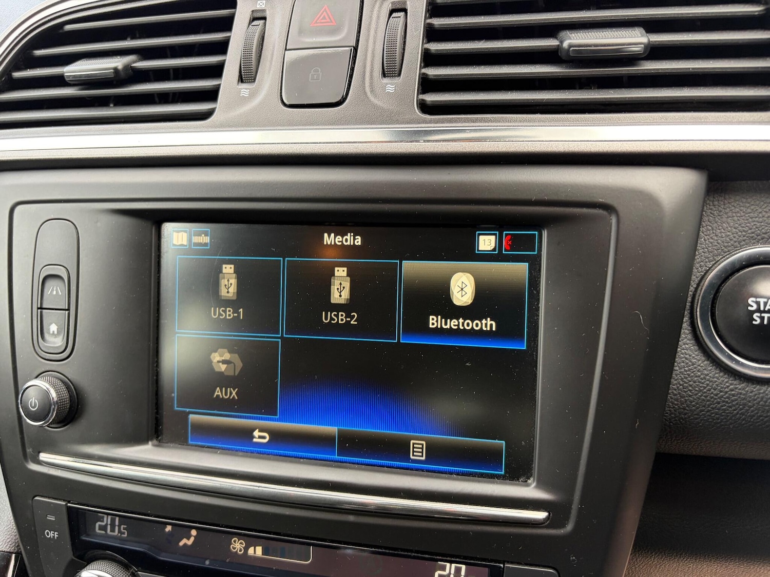 Used Renault Kadjar 2018 for sale - 76423848: Photo 32