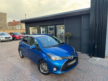 Toyota - Yaris