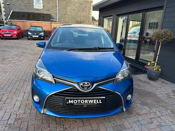 Used Toyota Yaris 2017 for sale - 75952446: Photo