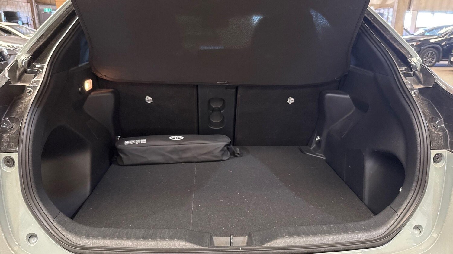 Used Toyota Yaris Cross 2024 for sale - 78170518: Photo 18