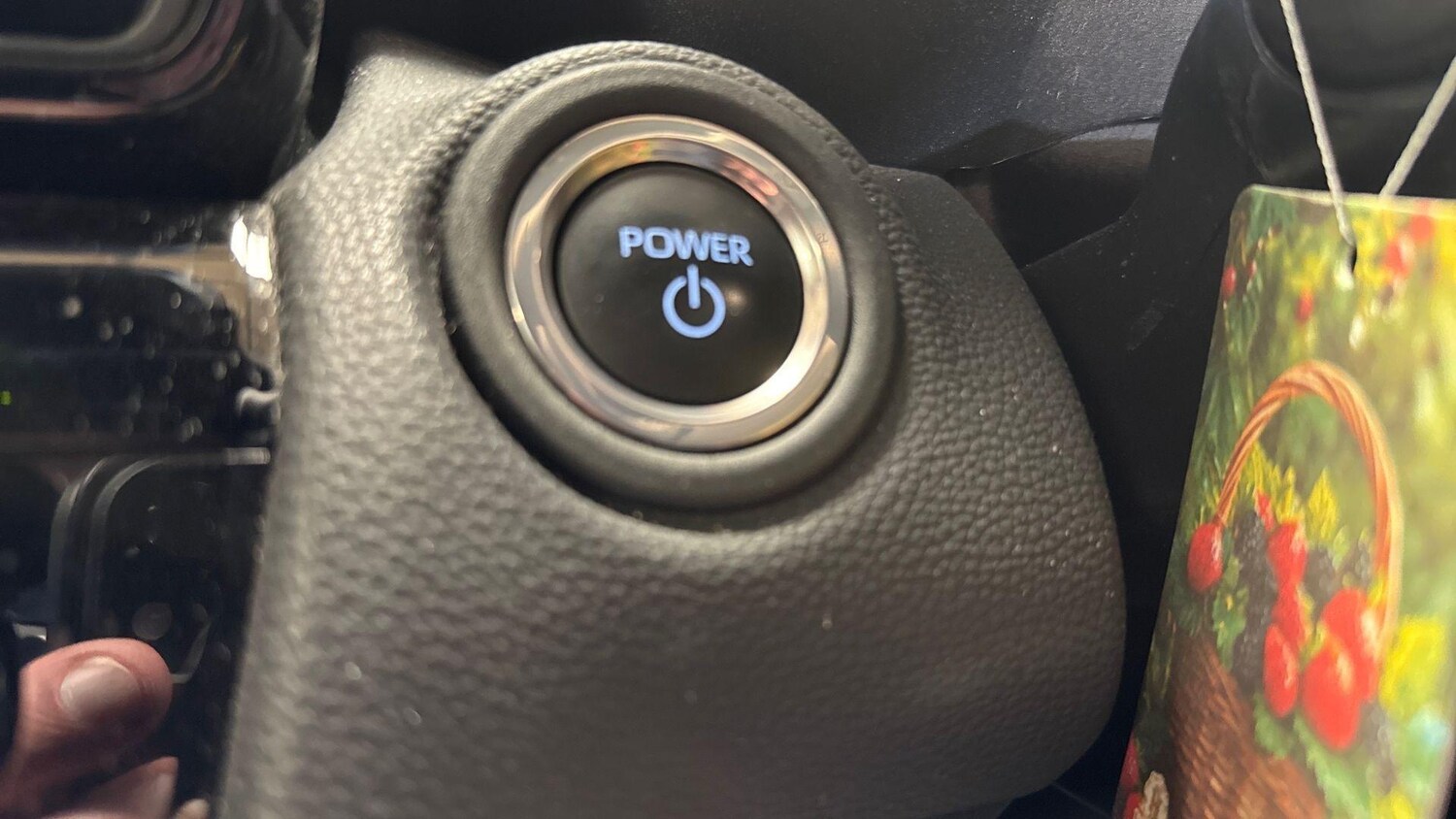 Used Toyota Yaris Cross 2024 for sale - 78170518: Photo 23