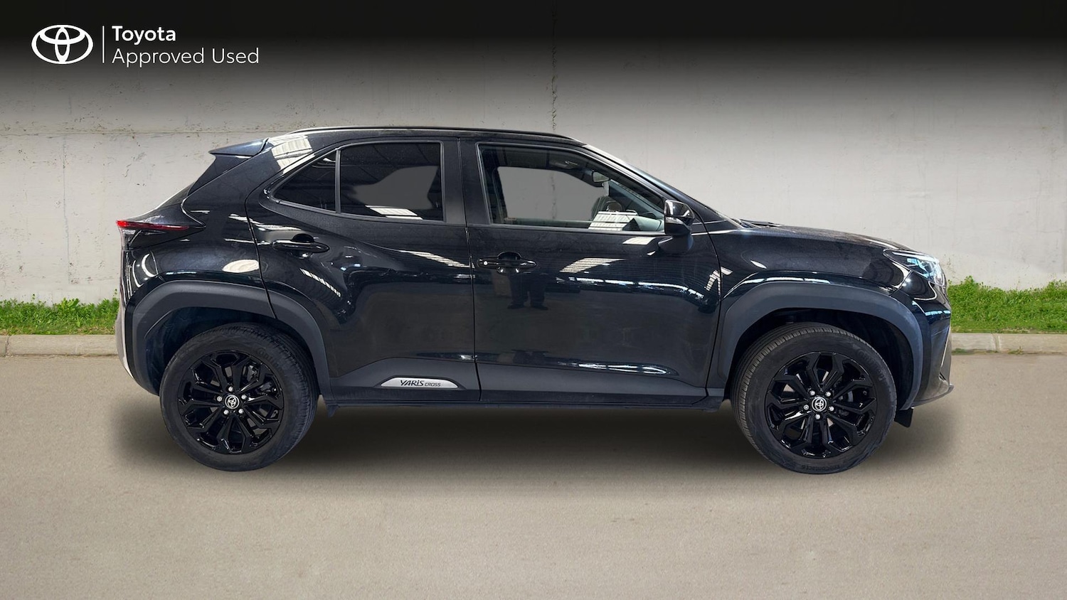 Used Toyota Yaris Cross 2023 for sale - 78171572: Photo 2