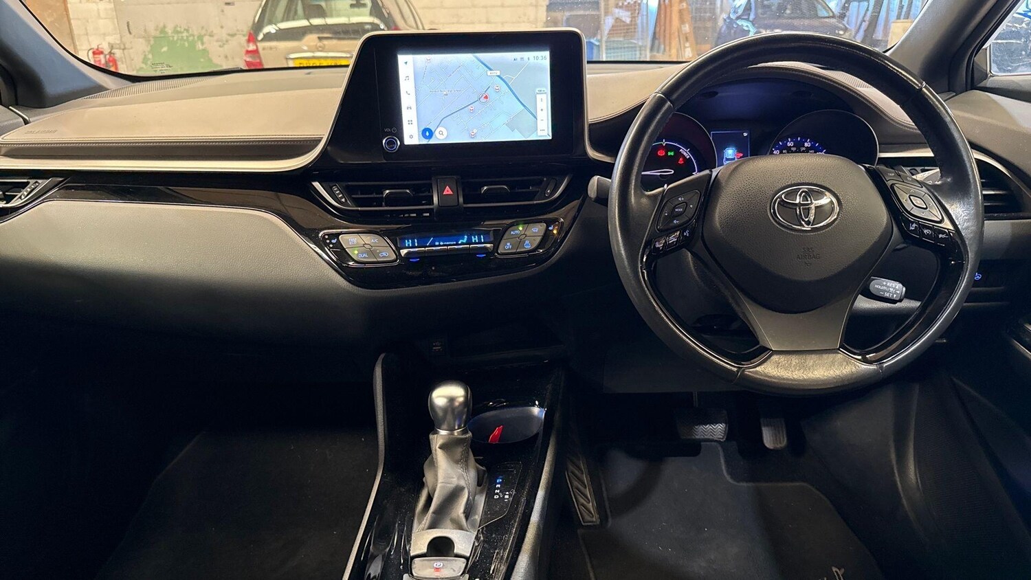 Used Toyota C-HR 2022 for sale - 78170984: Photo 11