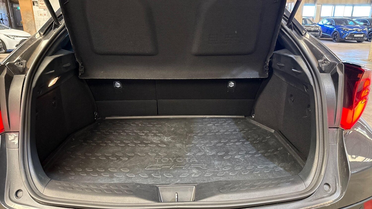 Used Toyota C-HR 2022 for sale - 78170984: Photo 18