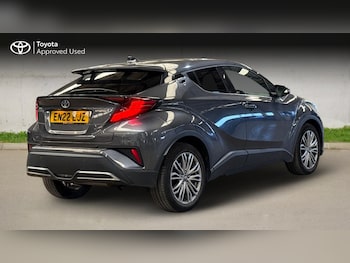 Used Toyota C-HR 2022 for sale - 78170984: Photo