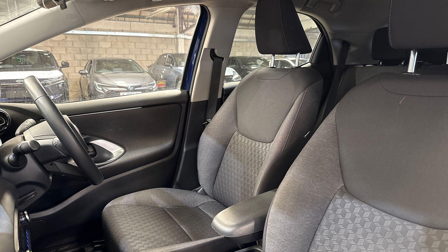 Used Toyota Yaris 2023 for sale - 78171370: Photo 16