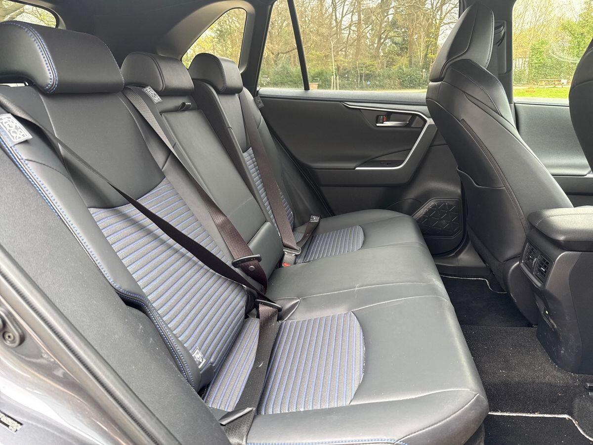 Used Toyota RAV4 2021 for sale - 78171082: Photo 31