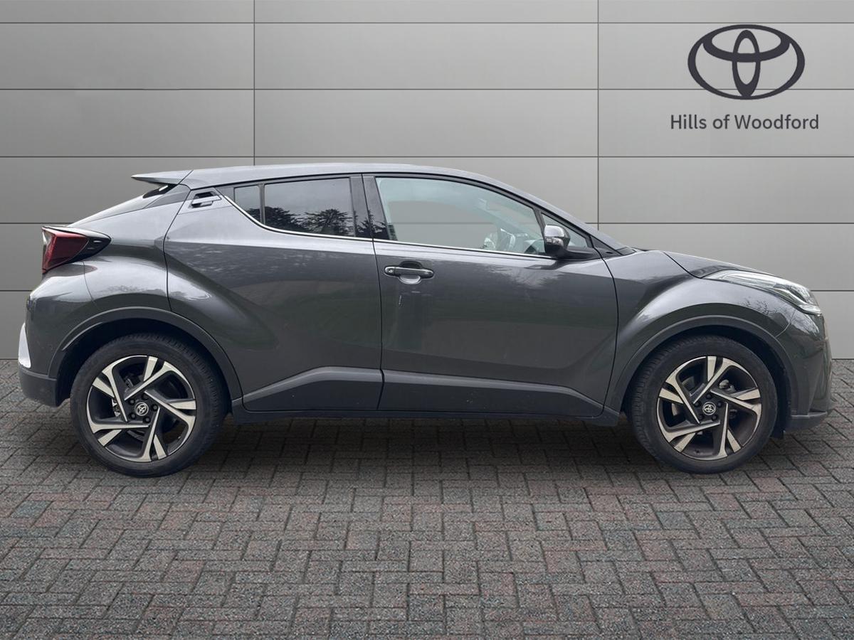 Used Toyota C-HR 2022 for sale - 78170986: Photo 2