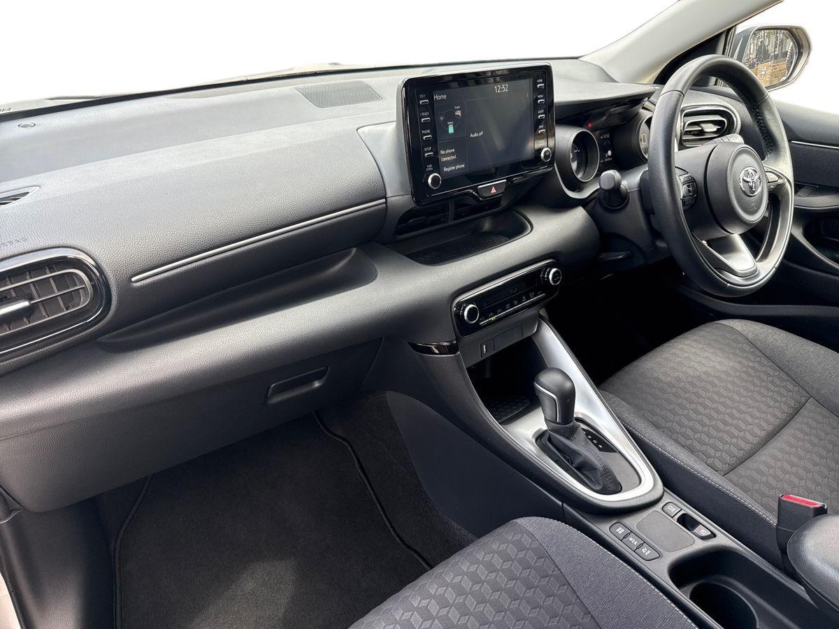 Used Toyota Yaris 2022 for sale - 78170083: Photo 17