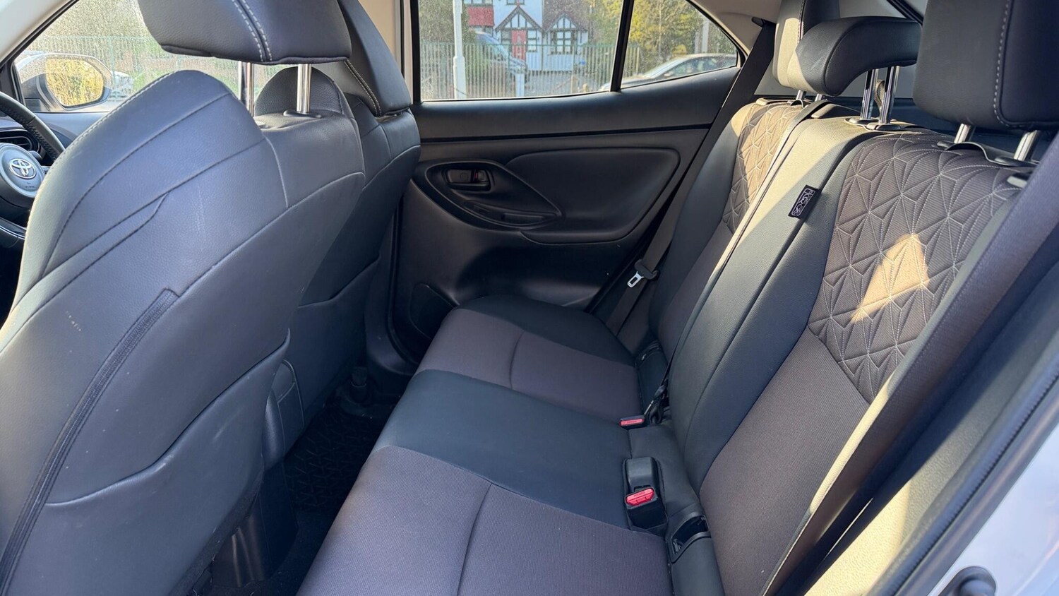 Used Toyota Yaris Cross 2023 for sale - 78170848: Photo 8