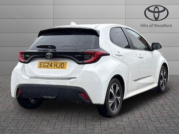 Used Toyota Yaris 2024 for sale - 78261390: Photo