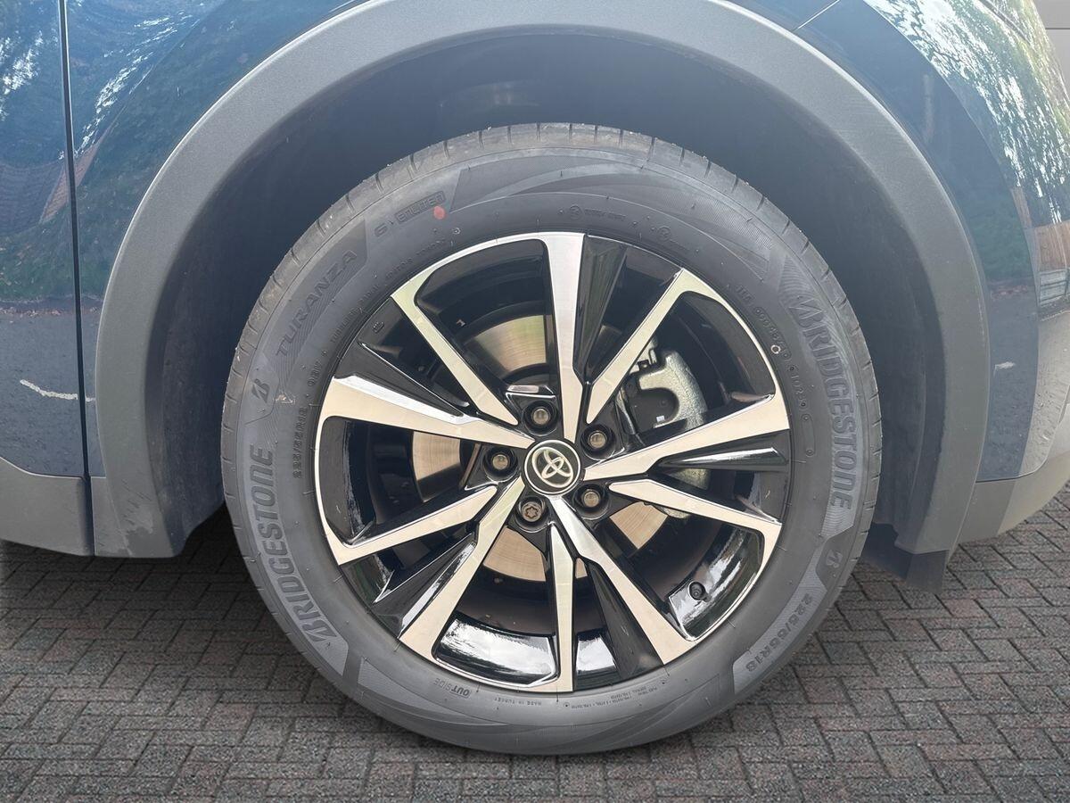 Used Toyota C-HR 2025 for sale - 78170068: Photo 11