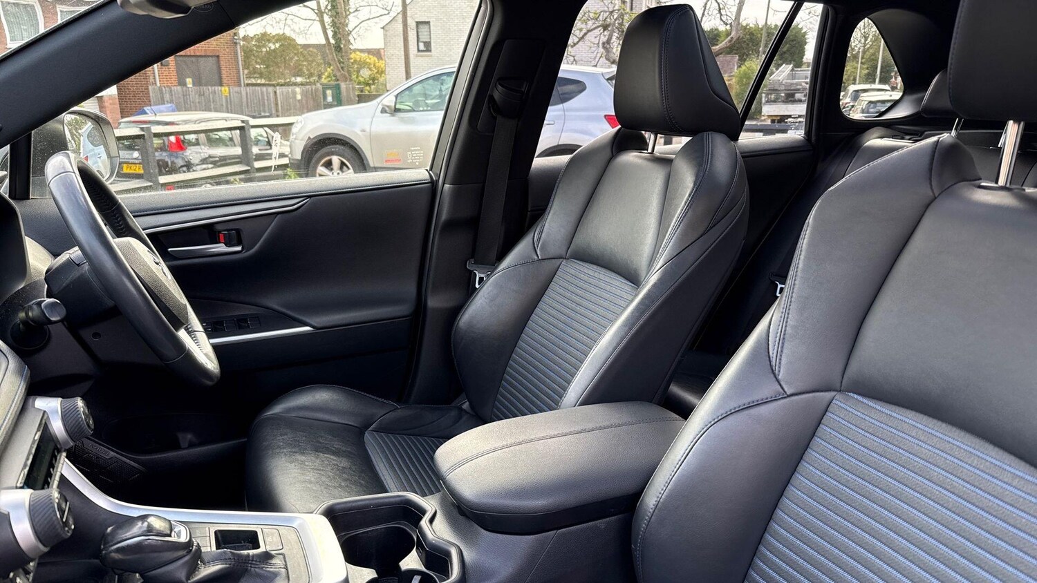 Used Toyota RAV4 2020 for sale - 78170136: Photo 16