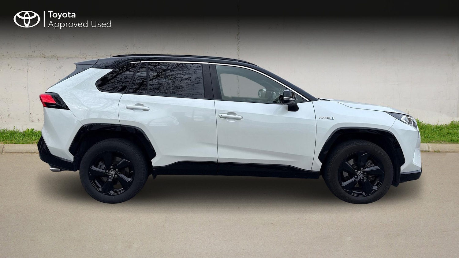 Used Toyota RAV4 2020 for sale - 78170136: Photo 2