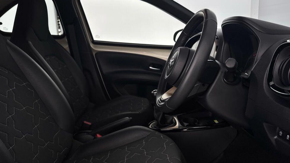 Used Toyota Aygo X 2023 for sale - 78204367: Photo 11