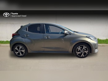 Used Toyota Yaris 2024 for sale - 78416187: Photo