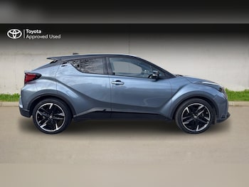 Used Toyota C-HR 2023 for sale - 78417172: Photo