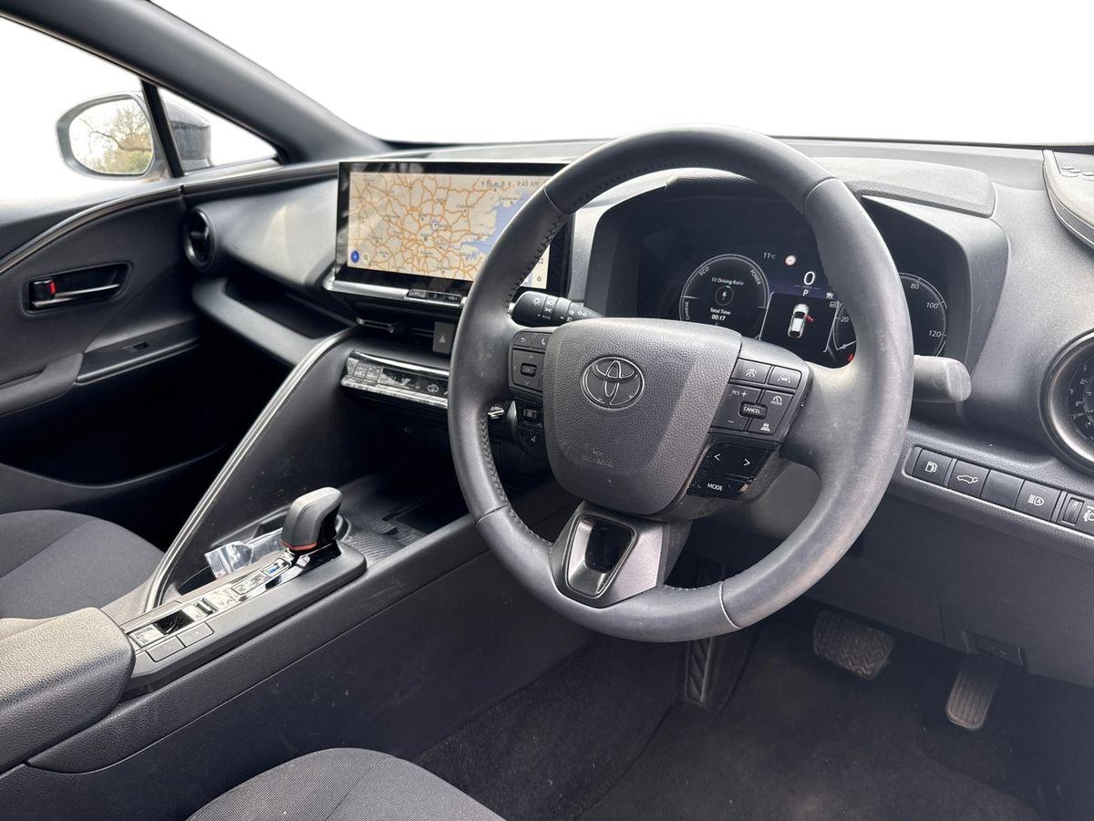 Used Toyota C-HR 2025 for sale - 78170130: Photo 12