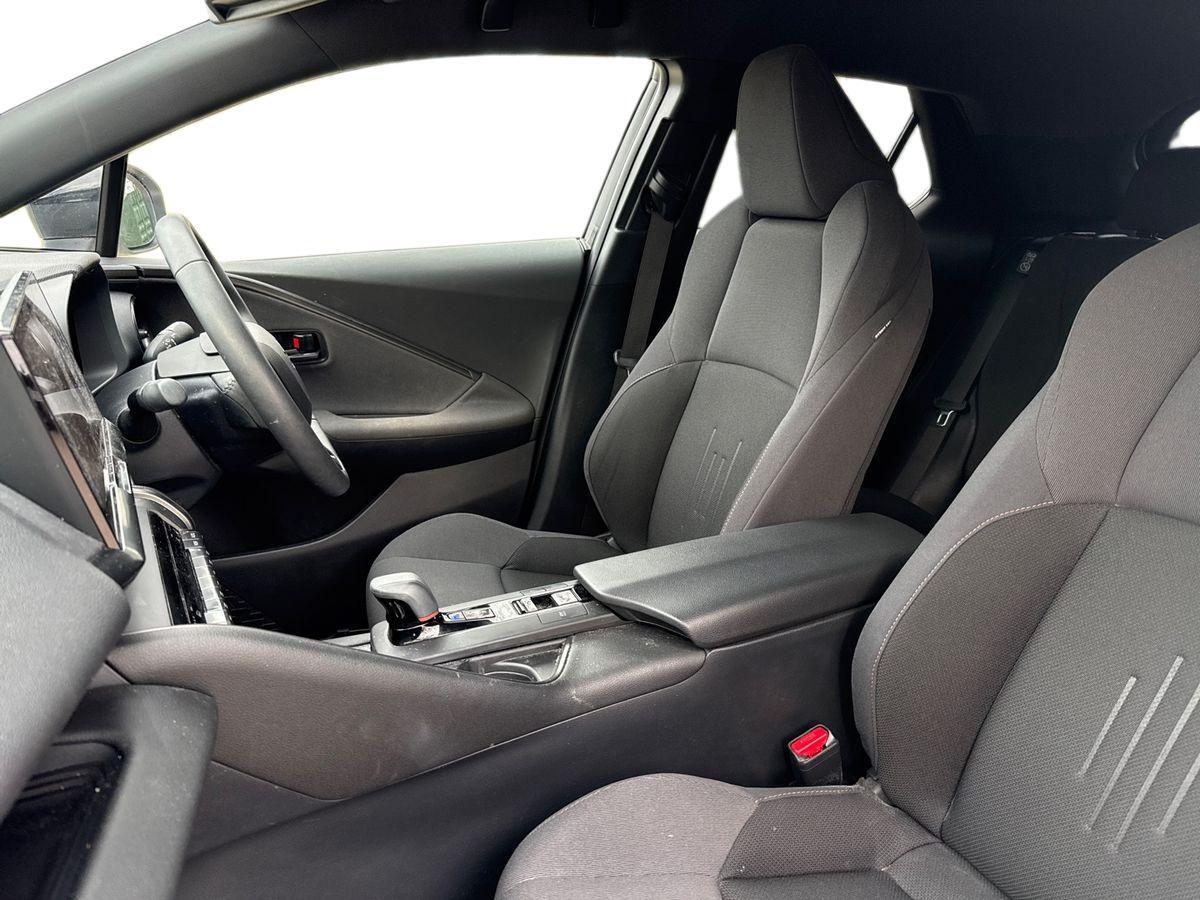 Used Toyota C-HR 2025 for sale - 78170130: Photo 18