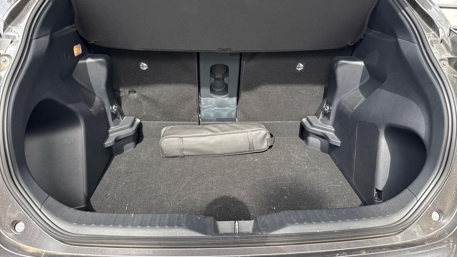 Used Toyota Yaris Cross 2024 for sale - 78170403: Photo 18