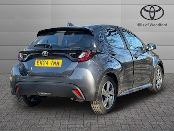 Used Toyota Yaris 2024 for sale - 78260577: Photo