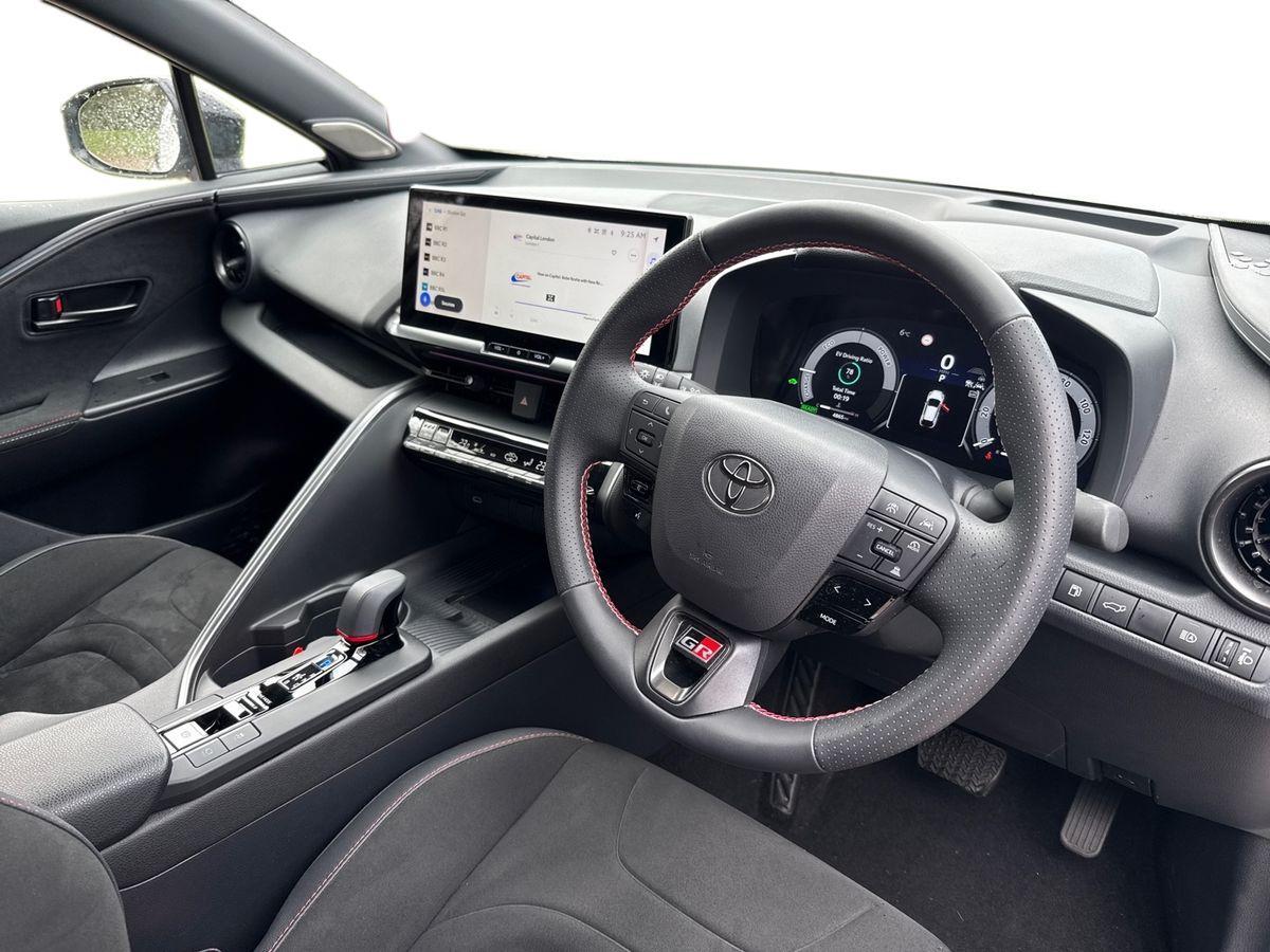 Used Toyota C-HR 2025 for sale - 78170709: Photo 12