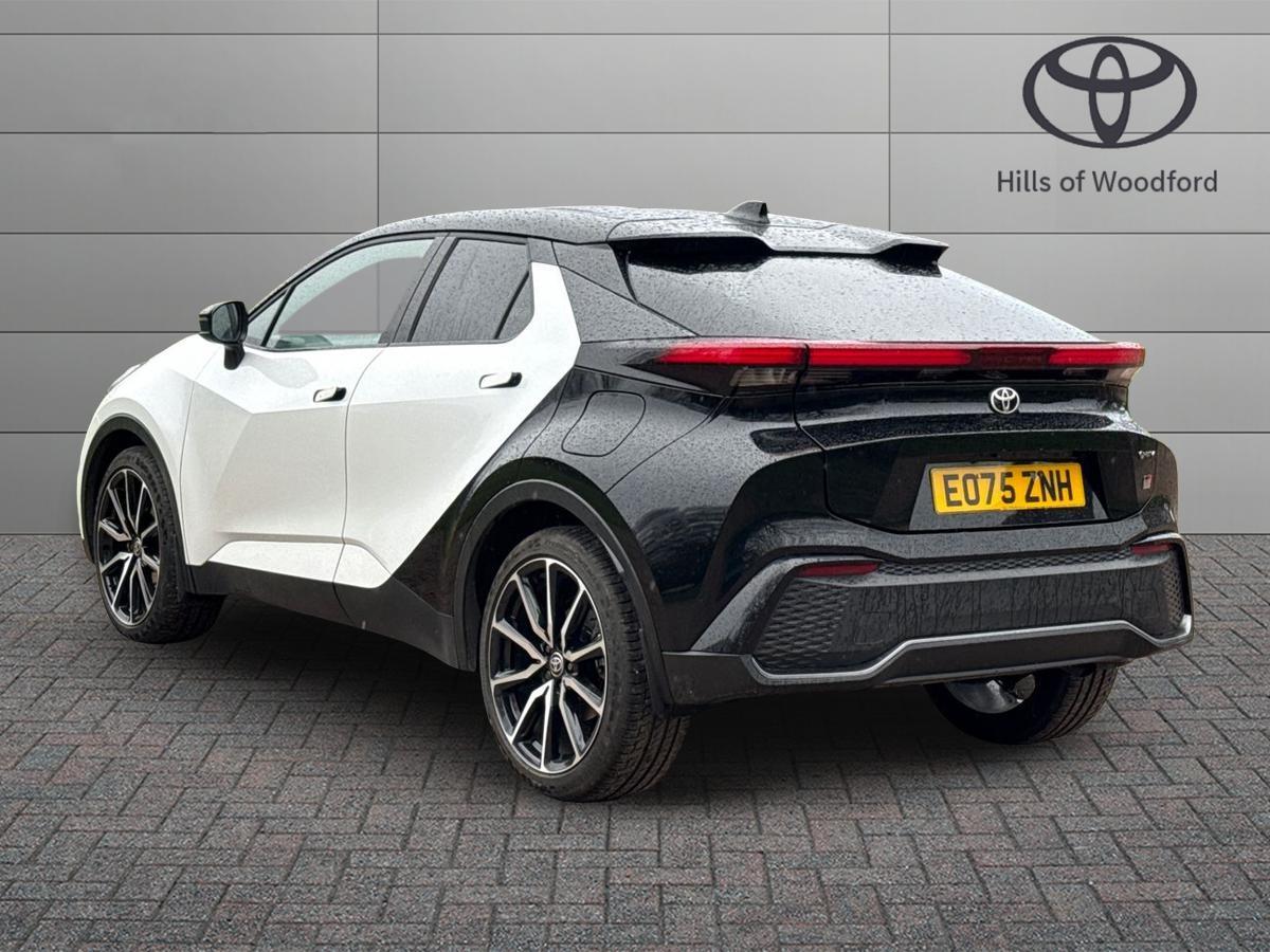 Used Toyota C-HR 2025 for sale - 78170709: Photo 7