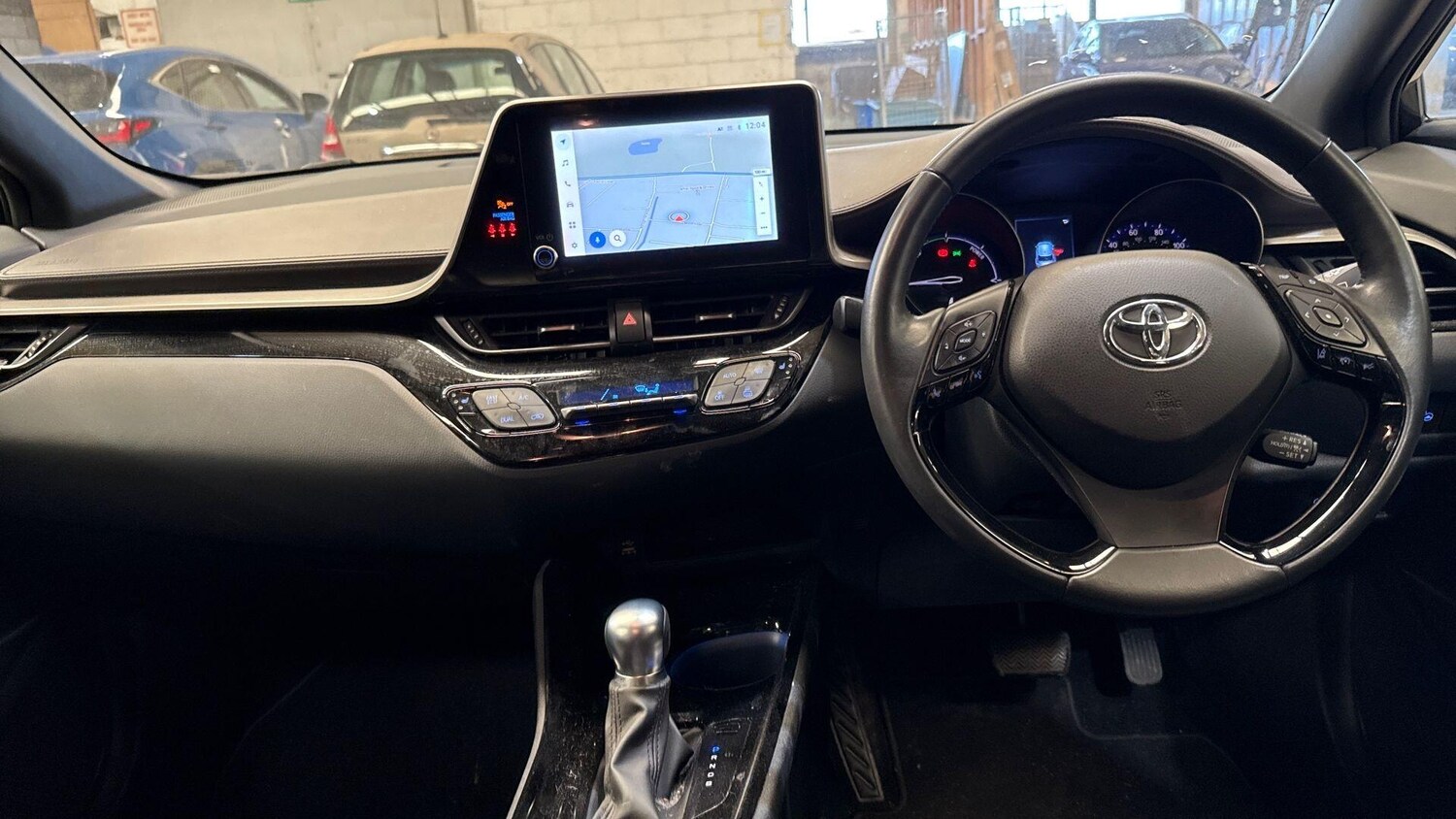 Used Toyota C-HR 2023 for sale - 78170494: Photo 11