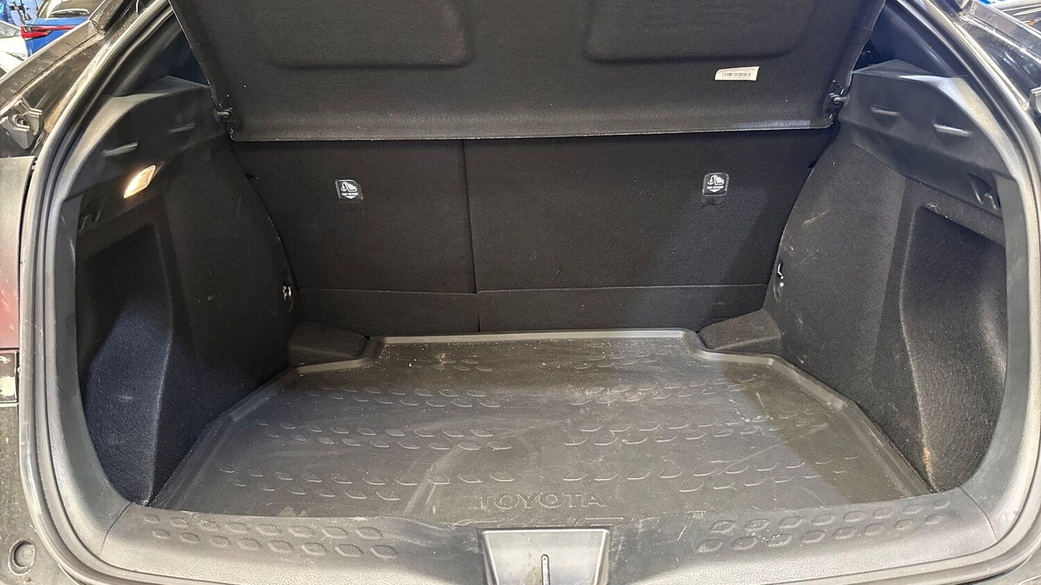 Used Toyota C-HR 2023 for sale - 78170494: Photo 18