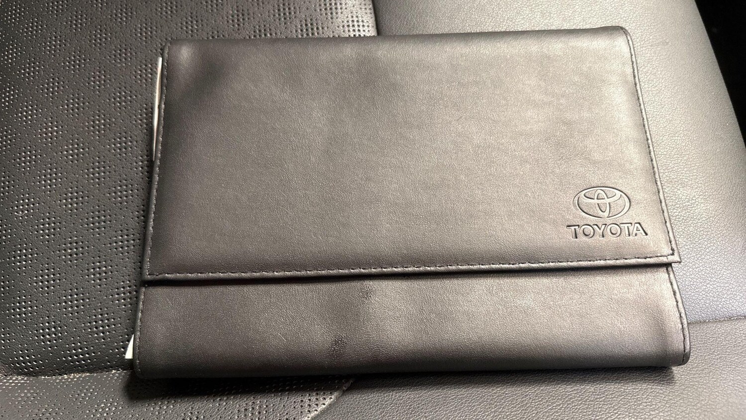 Used Toyota C-HR 2023 for sale - 78170494: Photo 24