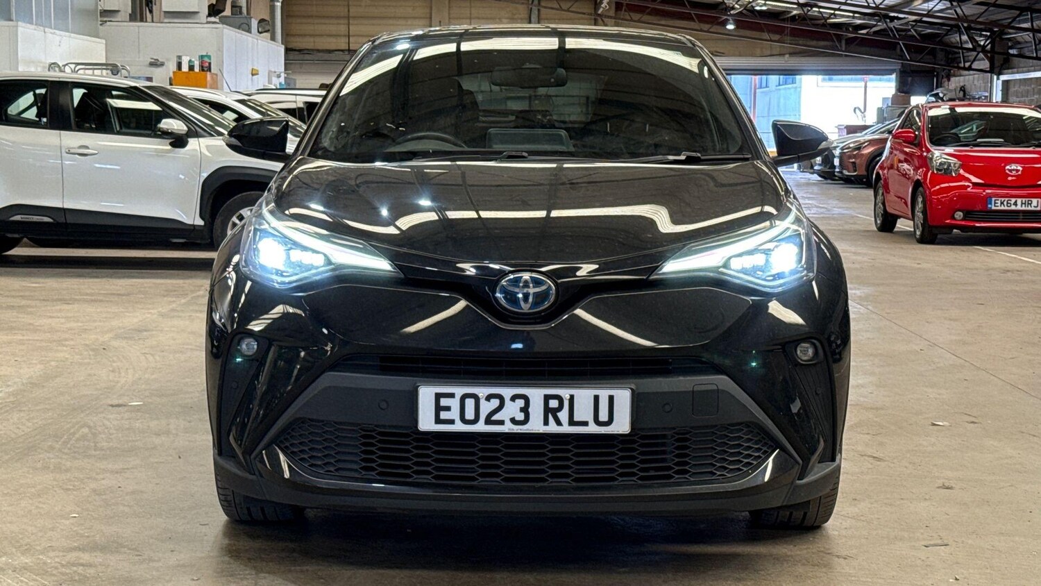 Used Toyota C-HR 2023 for sale - 78170494: Photo 8