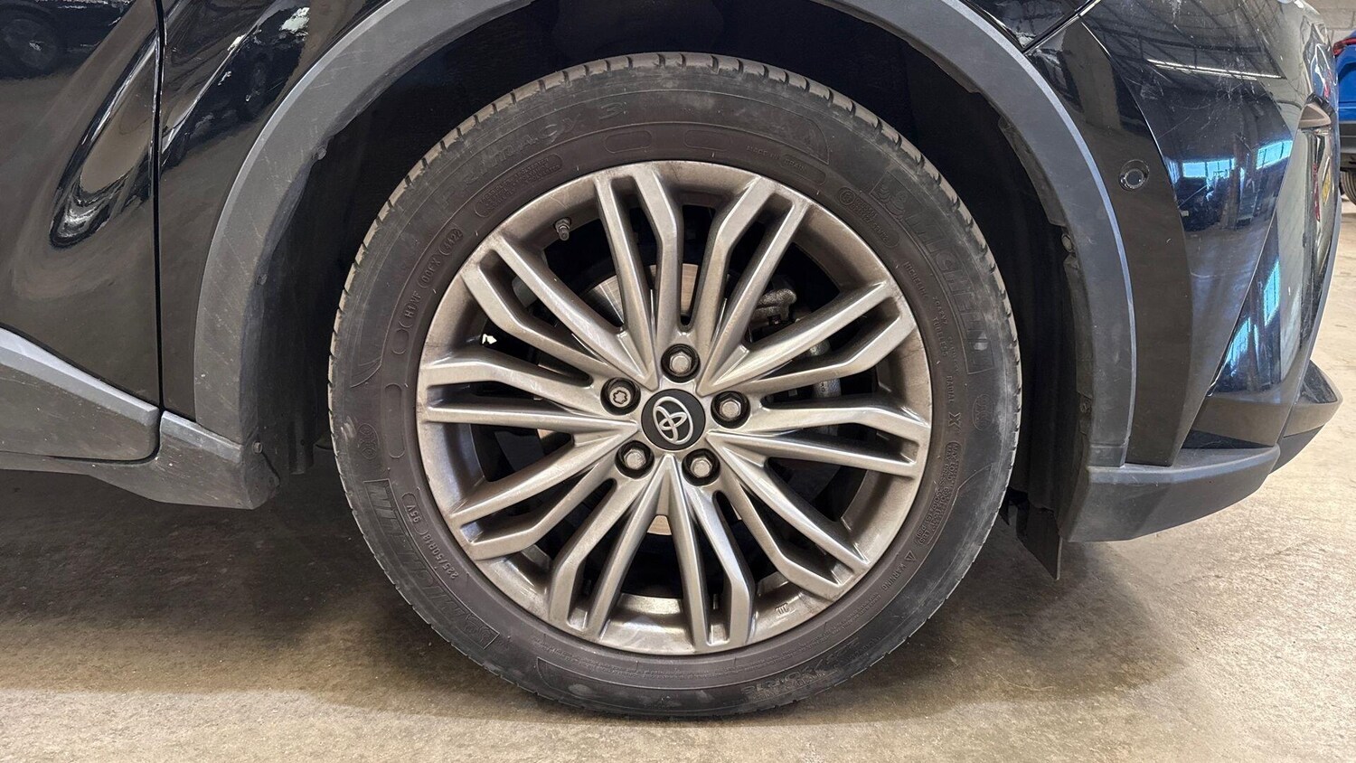 Used Toyota C-HR 2023 for sale - 78170494: Photo 9