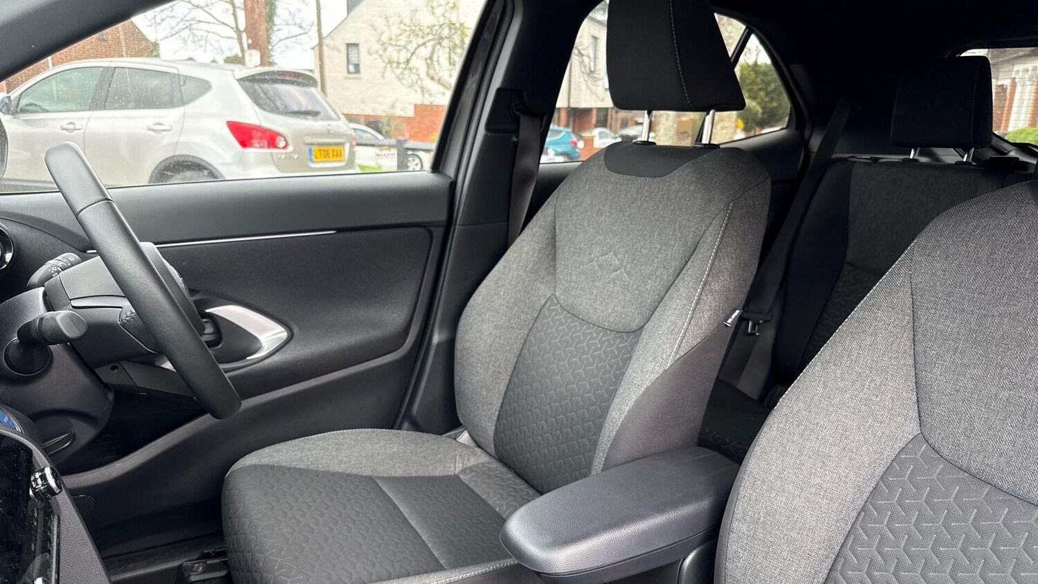 Used Toyota Yaris Cross 2024 for sale - 78171150: Photo 16