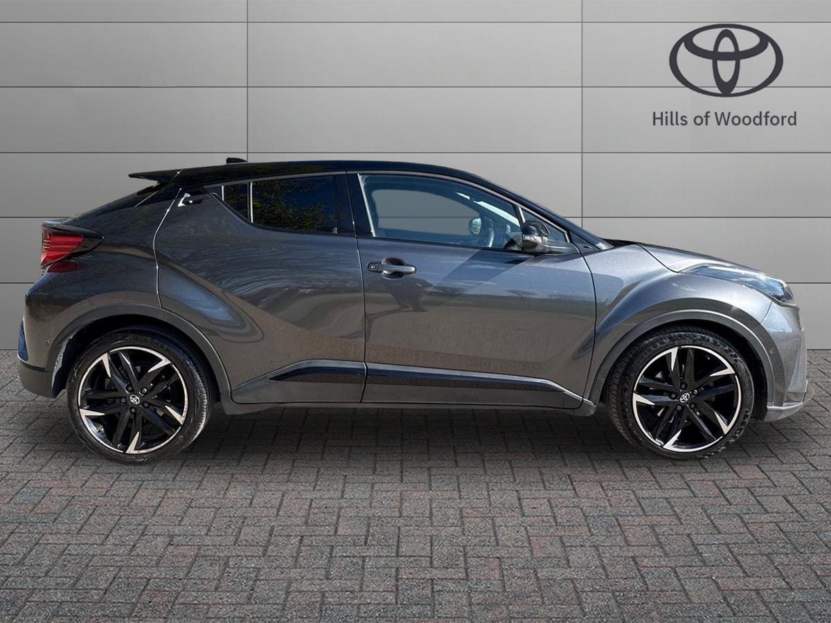 Used Toyota C-HR 2023 for sale - 78170589: Photo 2