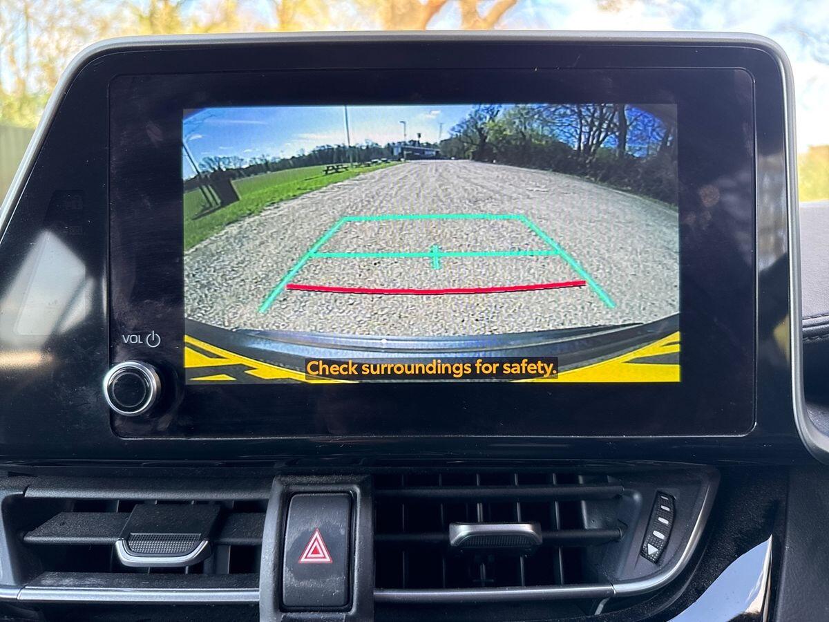 Used Toyota C-HR 2023 for sale - 78170589: Photo 21