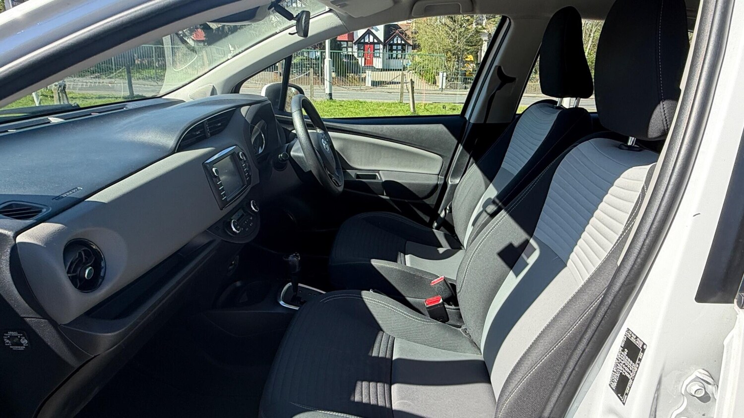 Used Toyota Yaris 2019 for sale - 78170983: Photo 9