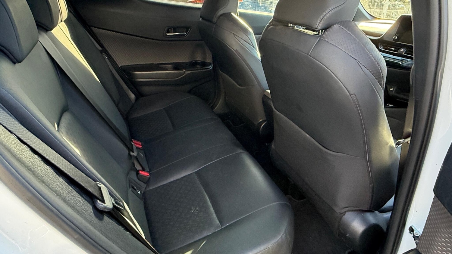 Used Toyota C-HR 2022 for sale - 78170593: Photo 5