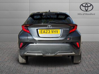 Used Toyota C-HR 2023 for sale - 78335294: Photo